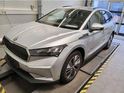 Brillantsilber metallic (metallic) Gebraucht 2023 Skoda Enyaq iV Loft SUV | 23.190 € (Fairer Preis)