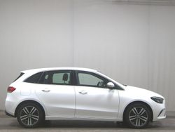 Weiss Gebraucht 2022 Mercedes B250e Progressive Van / Kleinbus | 19.380 € (Superpreis)