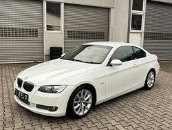 Weiß Gebraucht 2006 BMW 335 Basis Coupé | 13.500 €