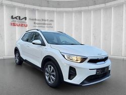 Weiß Gebraucht 2022 Kia Stonic Vision SUV | 16.950 € (Fairer Preis)