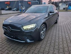 Grau Gebraucht 2021 Mercedes E300 AMG line Limousine | 26.800 € (Guter Preis)