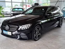 Schwarz Gebraucht 2019 Mercedes C180 AMG line Limousine | 21.890 € (Fairer Preis)