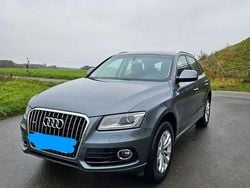 Grau Gebraucht 2015 Audi Q5 SUV | 17.900 € (Fairer Preis)