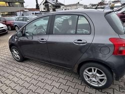 Grey metallic Gebraucht 2008 Toyota Yaris Team Kleinwagen | 1.900 € (Superpreis)