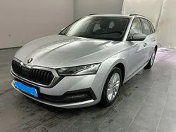Silber Gebraucht 2022 Skoda Octavia Ambition Kombi | 12.750 € (Etwas zu teuer)