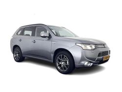 Grau Gebraucht 2014 Mitsubishi Outlander P-HEV Edition SUV | 6.745 €
