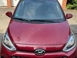 Rot Gebraucht 2017 Hyundai i10 Kleinwagen | 7.850 € (Fairer Preis)