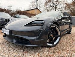 Grau Gebraucht 2020 Porsche Taycan Turbo Limousine | 63.990 € (Superpreis)