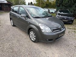 Grau Gebraucht 2006 Toyota Corolla Verso Executive Van / Kleinbus | 3.990 € (Guter Preis)