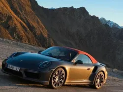 Grau Gebraucht 2017 Porsche 991 Cabrio | 112.150 €