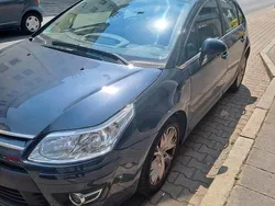 Andere außenfarben Gebraucht 2009 Citroën C4 Limousine | 3.500 € (Teuer)