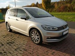 Silber Gebraucht 2017 VW Touran Highline Van / Kleinbus | 15.500 € (Fairer Preis)