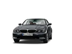 Gebraucht 2025 BMW 330 Luxury Line Limousine | 38.880 € (Fairer Preis)