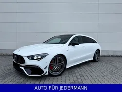 Weiß Gebraucht 2022 Mercedes CLA45 AMG AMG Limousine | 44.980 €