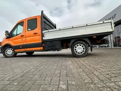Deep orange Gebraucht 2017 Ford Transit Trend Van / Kleinbus | 12.490 € (Fairer Preis)