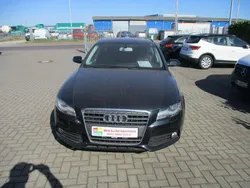 Schwarz Gebraucht 2009 Audi A4 Ambition Kombi | 7.990 € (Fairer Preis)