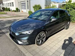 Grau Gebraucht 2020 Seat Leon FR Kleinwagen | 20.000 € (Guter Preis)
