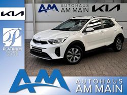 Weiß Gebraucht 2024 Kia Stonic Vision SUV | 16.990 € (Fairer Preis)