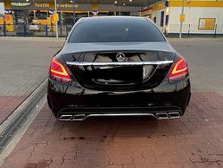 Schwarz Gebraucht 2016 Mercedes C200 Limousine | 15.500 € (Fairer Preis)