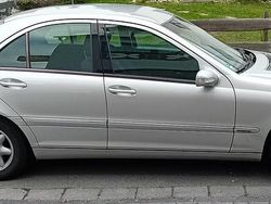 Silber Gebraucht 2003 Mercedes C180 Limousine | 3.800 € (Etwas zu teuer)