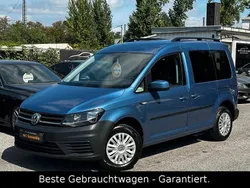 Blau Gebraucht 2016 VW Caddy Trendline Van / Kleinbus | 10.800 € (Guter Preis)
