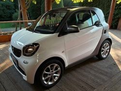 Weiß Gebraucht 2018 Smart ForTwo Electric Drive Coupé | 7.850 € (Fairer Preis)