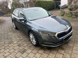 Schwarz Gebraucht 2020 Skoda Octavia Selection Limousine | 15.800 € (Guter Preis)