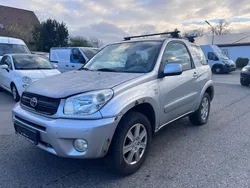 Silber Gebraucht 2004 Toyota RAV4 Sol SUV | 2.990 € (Superpreis)