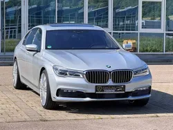 Glaciersilber metallic Gebraucht 2016 BMW 740 Performance Limousine | 29.899 € (Fairer Preis)