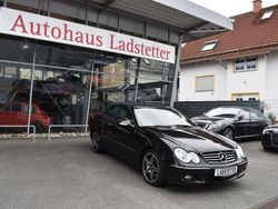 Schwarz Gebraucht 2007 Mercedes CLK320 Avantgarde Cabrio | 11.900 € (Teuer)