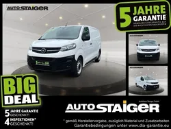 Jade weiss Gebraucht 2021 Opel Vivaro Edition Van | 19.990 € (Fairer Preis)
