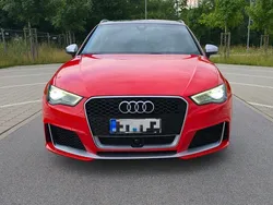 Rot Gebraucht 2015 Audi RS3 Sportback Kleinwagen | 32.999 € (Etwas zu teuer)