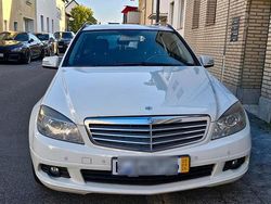 Weiß Gebraucht 2009 Mercedes C200 Kombi | 3.200 €