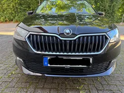 Schwarz Gebraucht 2019 Skoda Fabia Active Kleinwagen | 9.500 € (Fairer Preis)