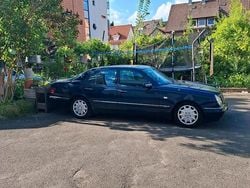 Blau Gebraucht 1999 Mercedes E320 Limousine | 3.299 € (Superpreis)