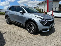 Lunarsilber metallic Gebraucht 2024 Kia Sportage Spirit SUV | 39.890 € (Fairer Preis)