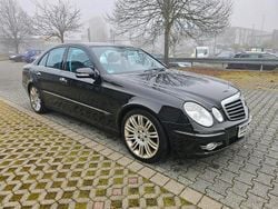 Schwarz Gebraucht 2008 Mercedes E200 Limousine | 4.200 € (Guter Preis)