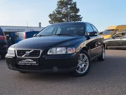 Schwarz Gebraucht 2006 Volvo S60 Kinetic Limousine | 5.490 € (Etwas zu teuer)