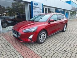 Rot Gebraucht 2020 Ford Focus Titanium Kombi | 13.990 € (Fairer Preis)