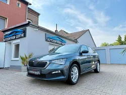 Grau Gebraucht 2021 Skoda Scala Cool Plus Kleinwagen | 17.990 € (Fairer Preis)