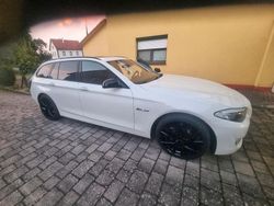 Weiß Gebraucht 2013 BMW 525 Sport Line Kombi | 13.500 € (Etwas zu teuer)