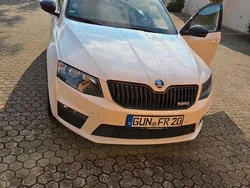 Weiß Gebraucht 2017 Skoda Octavia vRS Kombi | 13.500 € (Guter Preis)