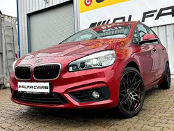 Rot Gebraucht 2016 BMW 220 Active Tourer Sport Line Van / Kleinbus | 17.600 € (Guter Preis)