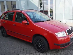 Rot Gebraucht 2003 Skoda Fabia Kombi | 599 € (Guter Preis)