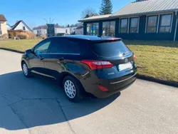 Schwarz Gebraucht 2014 Hyundai i30 Edition Kombi | 7.300 € (Fairer Preis)