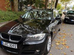 Schwarz Gebraucht 2009 BMW 318 Kombi | 4.500 € (Fairer Preis)