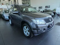 Grau Gebraucht 2010 Suzuki Grand Vitara Club SUV | 9.990 € (Teuer)