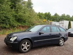Blau Gebraucht 2005 Mercedes C200 Avantgarde Kombi | 3.100 € (Fairer Preis)