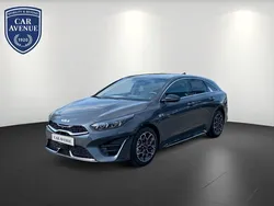 Grau (pentametal metallic (grau) (grau)) Gebraucht 2025 Kia ProCeed GT-Line Kleinwagen | 30.390 € (Guter Preis)