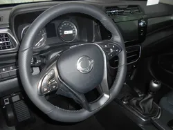 Blau Neu 2025 Ssangyong Tivoli SUV | 24.691 € (Teuer)